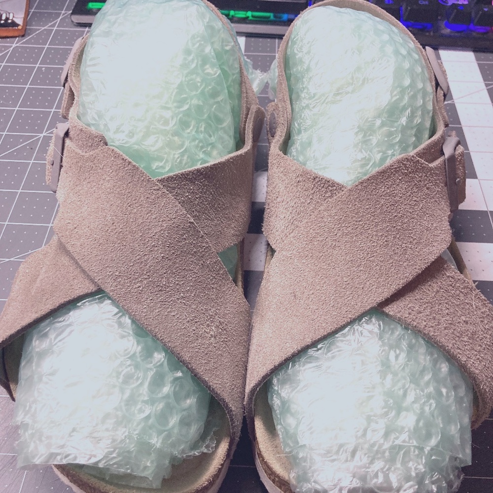 Birkenstock Tulum Suede Leather Stone Coin - 40 - 9W - soft footbed